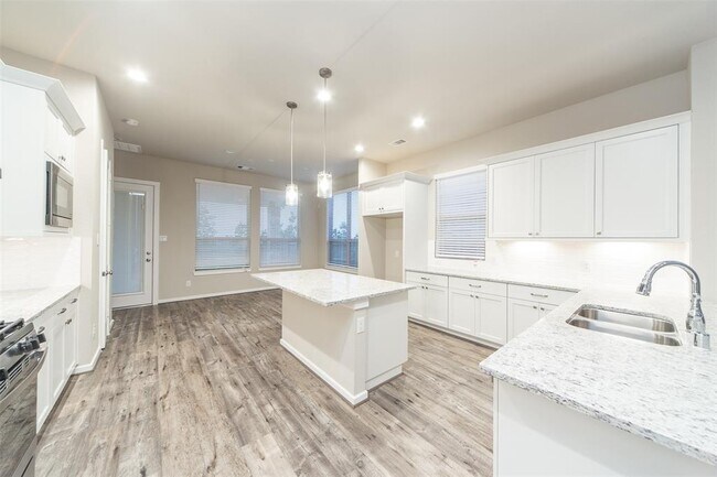 Building Photo - 4518 Primrose Valley Ln