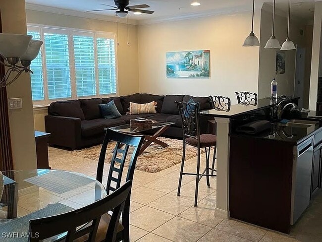 Building Photo - 8570 Evernia Ct