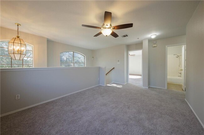 Building Photo - 2905 Rainy River Dr