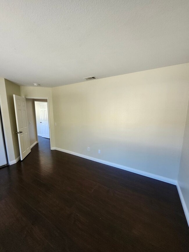 Building Photo - Beautiful two-story home located in the he...