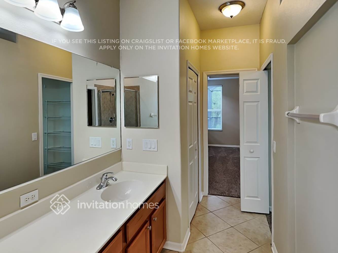 Building Photo - 15662 Lemon Fish Dr
