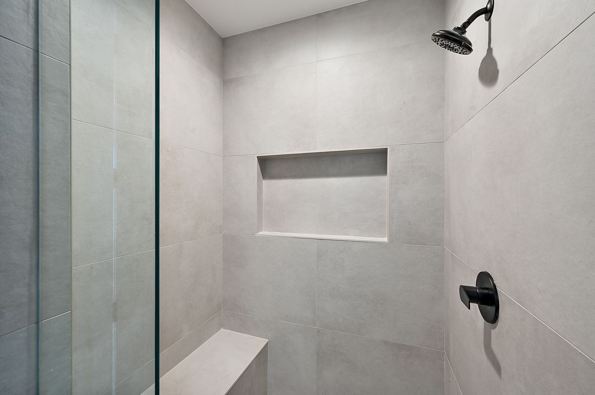 Building Photo - 5944 Willow Grove