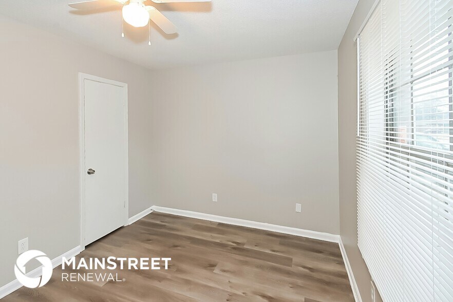 Building Photo - 4229 Forest View Dr