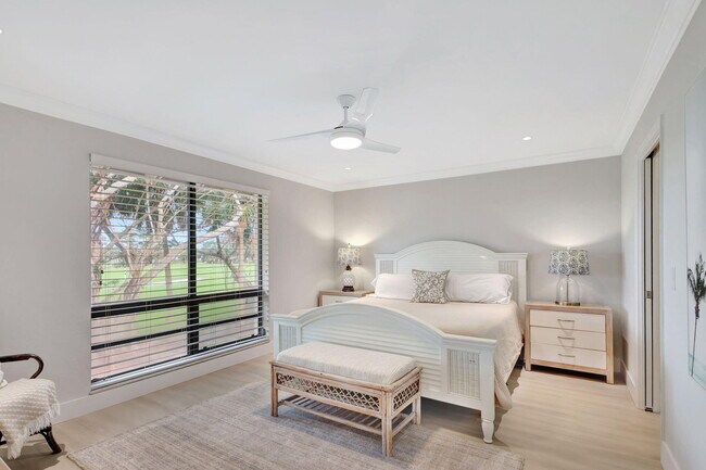 Building Photo - 438 Brackenwood Ln S