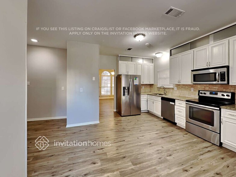 Building Photo - 1634 High Pointe Ln