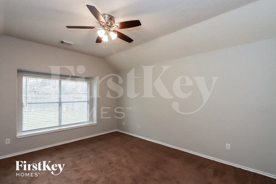 Building Photo - 5703 Afton Ridge Ln