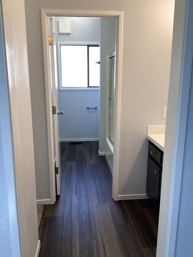 Building Photo - 4007 SW Fairhaven Ct