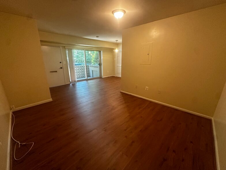 Living room and dining room - 8708 Manchester Rd