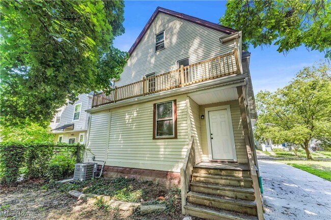 Building Photo - 1344 E 112th St