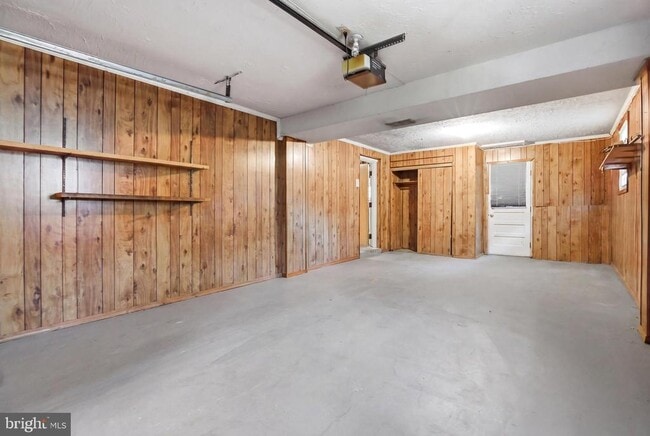 Building Photo - 11410 Mary Catherine Dr