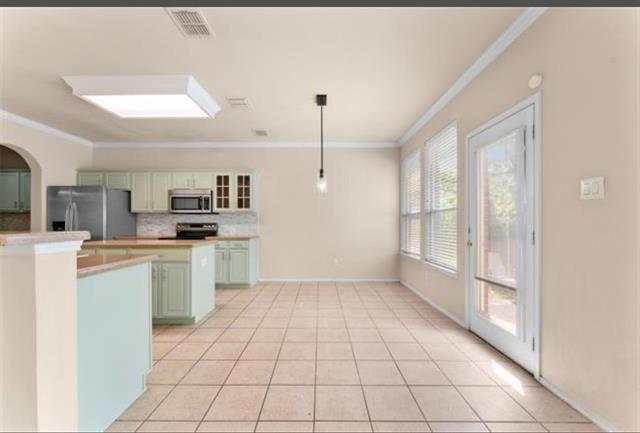 Building Photo - 1801 Sharpsbury Dr