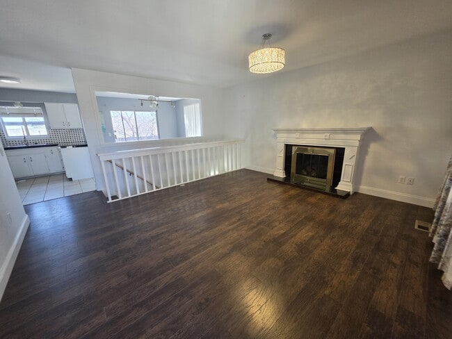 Building Photo - 4190 S Jasper St