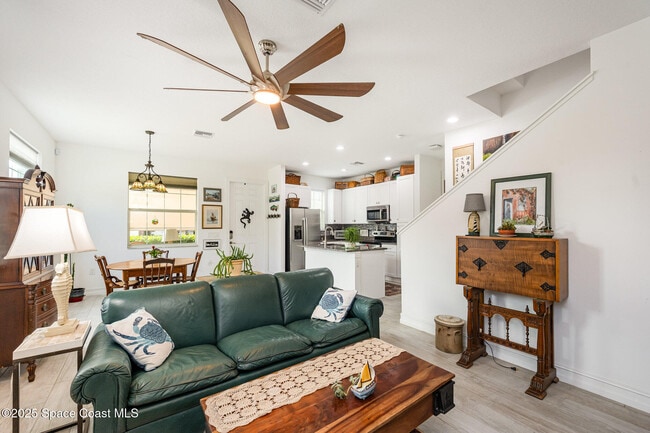 Building Photo - 1810 Noel Pl