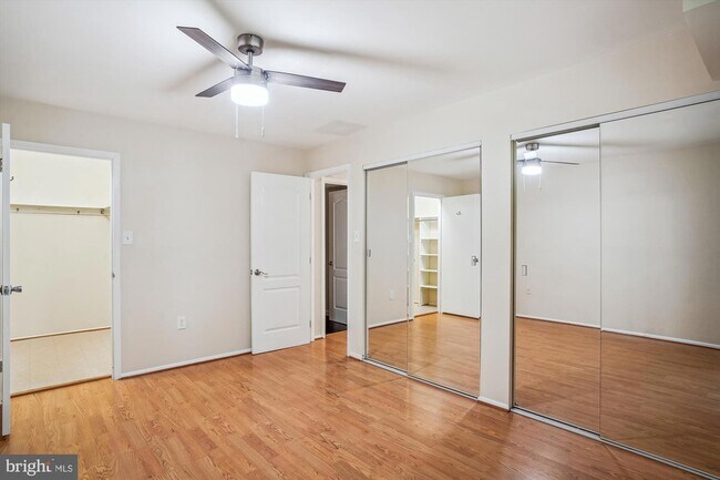 Building Photo - 401 Christopher Ave