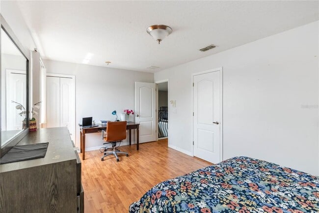 Building Photo - 12134 Shadowbrook Ln