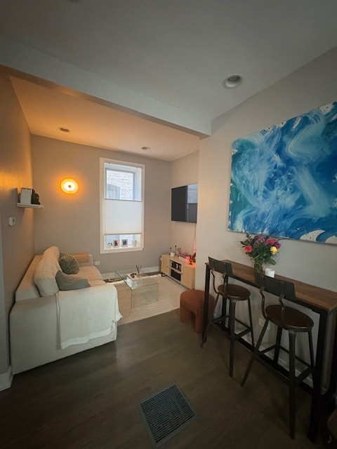 Living room - 2336 N Southport Ave