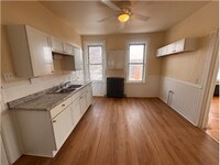 Building Photo - 2112 W Greenfield Ave