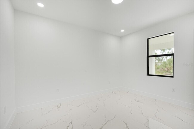 Building Photo - 153 Australian Dr