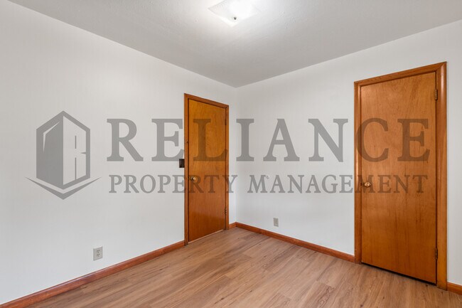 Building Photo - 4263 Cumberland St