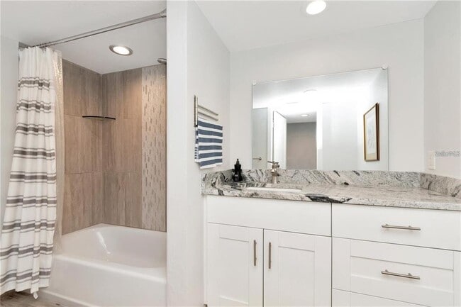 Building Photo - 10351 Regal Dr