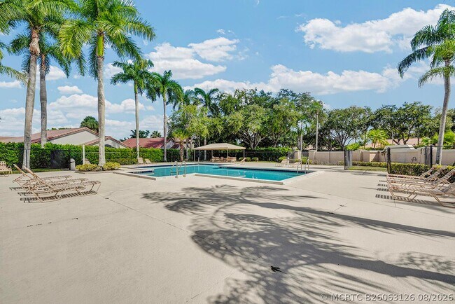 Building Photo - 10820 Buttonwood Lake Dr
