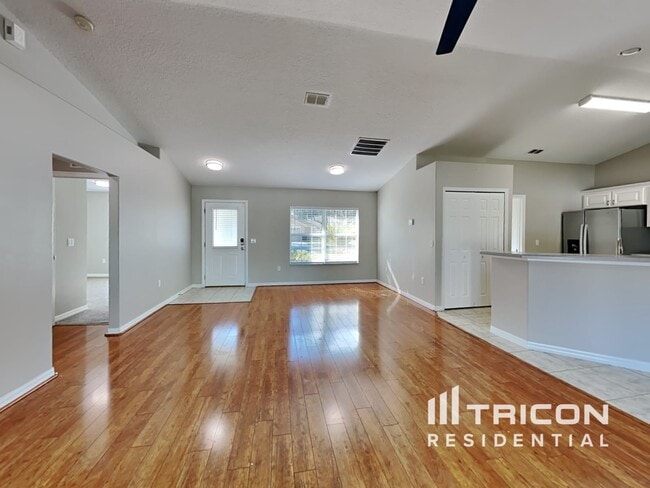 Building Photo - 128 Bud Hollow Dr