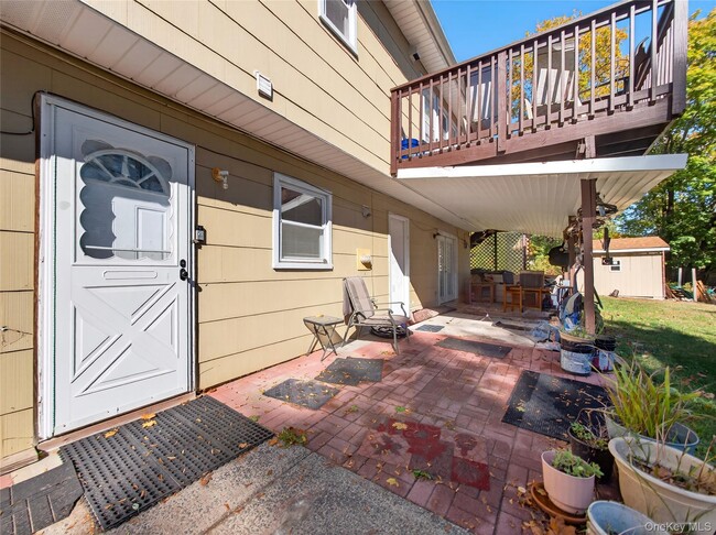 Building Photo - 37 Carnation Dr