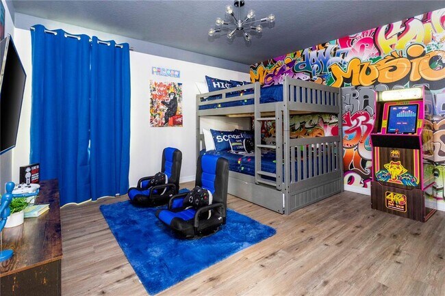 Building Photo - 650 Las Fuentes Dr