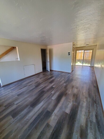 Building Photo - 24892 Hunter Ave
