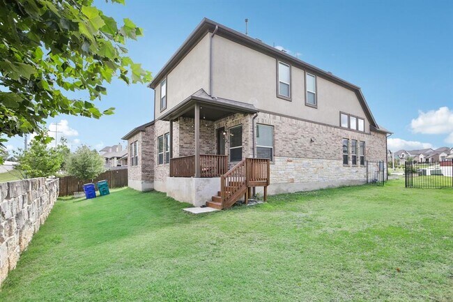 Building Photo - 802 Clearwell St