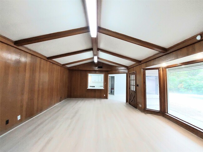 Building Photo - 7815 Small Leaf Cir