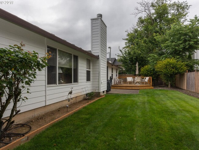 Building Photo - Lovely Single Level Gresham Home - 4 Bedro...