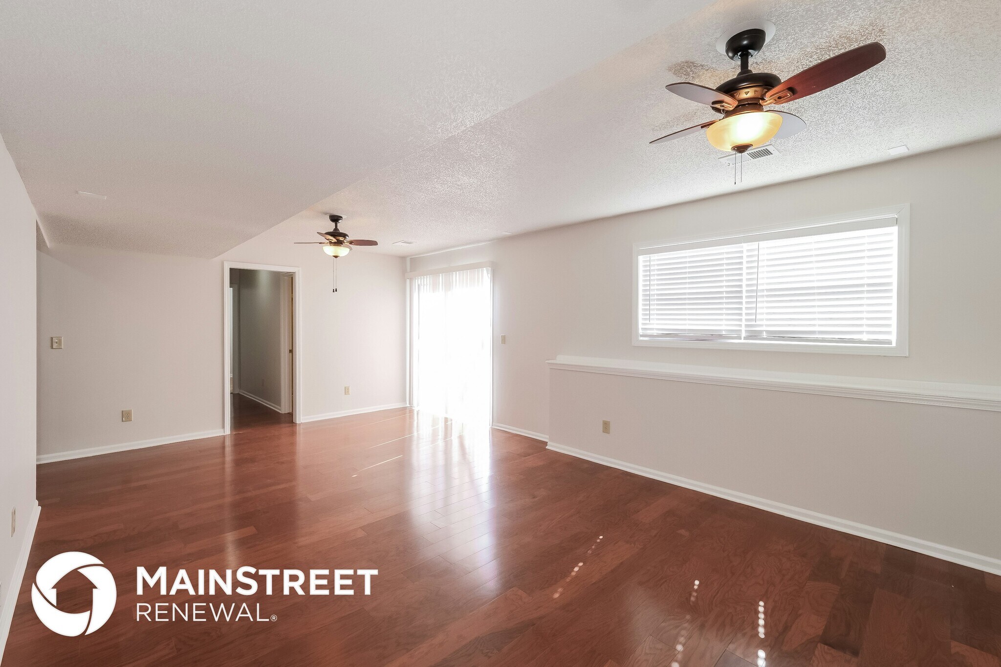 Building Photo - 16353 S Brentwood St