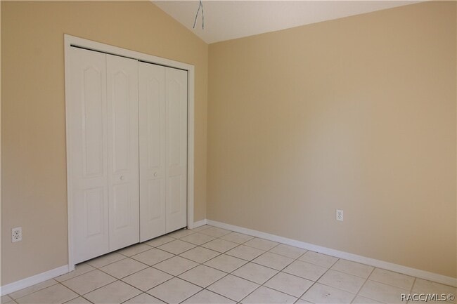 Building Photo - 2864 N Churchill Way