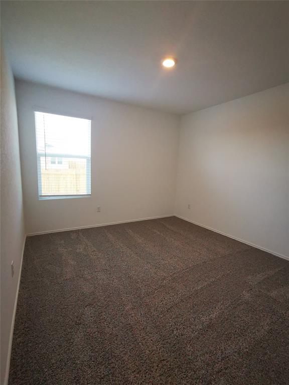 Building Photo - 101 Red Buckeye St