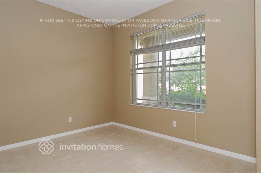 Building Photo - 7315 Forest Mere Dr