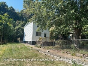 Building Photo - 341 3rd St