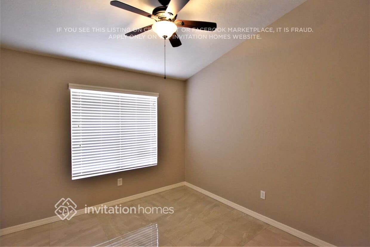 Building Photo - 836 E Morelos St