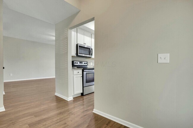 Building Photo - 505 Wintergreen Wy