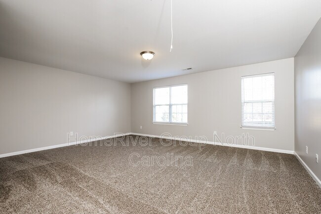 Building Photo - 101 Homeplace Dr