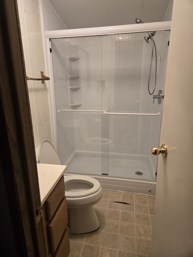 Building Photo - Ask about available financing