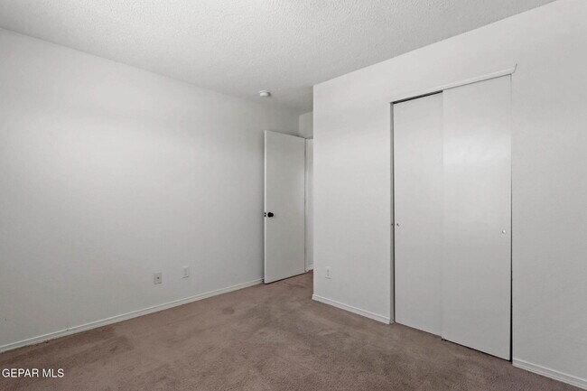 Building Photo - 4800 Kiko A Fierro Dr