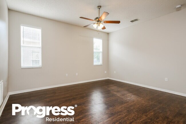 Building Photo - 541 Brighton Ct