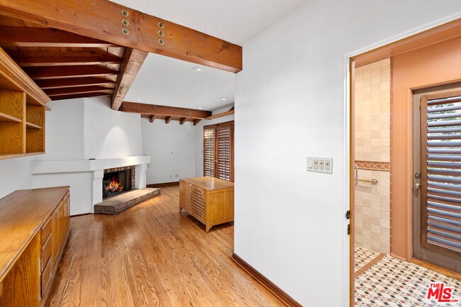 Building Photo - 200 S Anita Ave