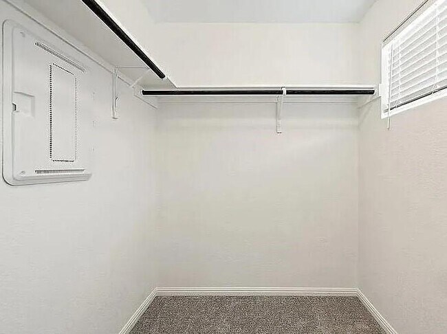 Building Photo - 10801 Sentinel Dr