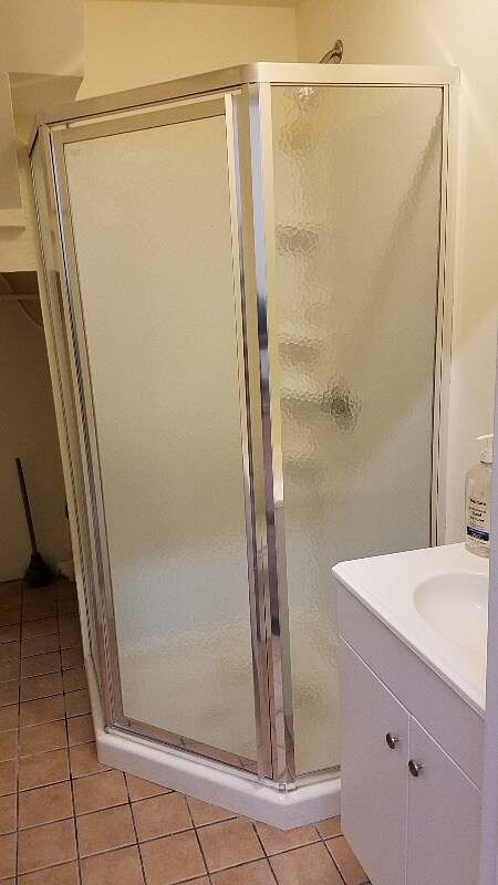 Building Photo - 3125 Hoover St