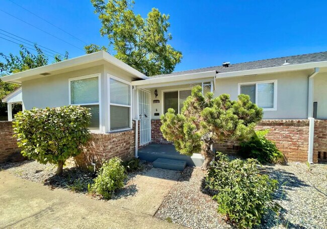 Primary Photo - 6382 14th Ave