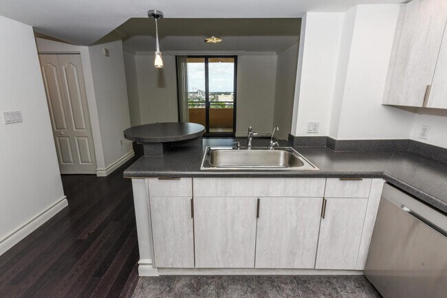 Building Photo - 110 N Federal Hwy