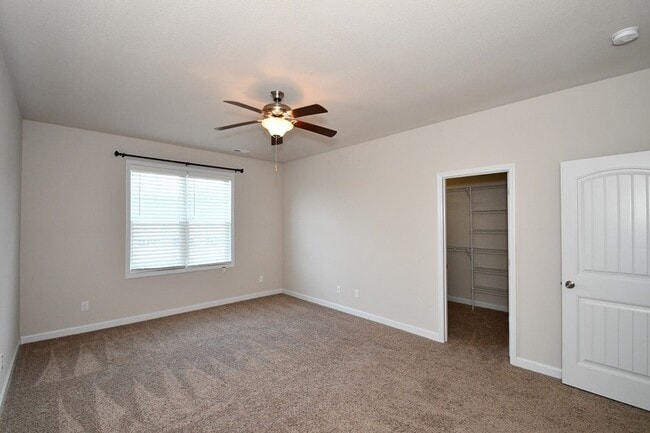 Building Photo - MOVE-IN READY Carolina Forest