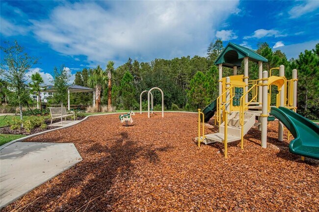 Building Photo - 2546 Warren Acrs Blvd
